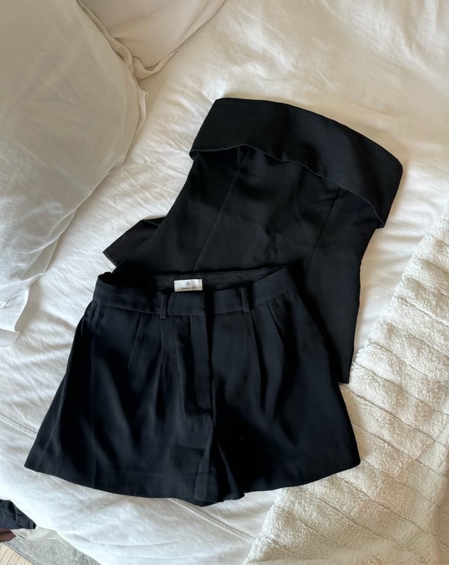 Aritzia Babaton Tube Top + Shorts Set  - Image 5