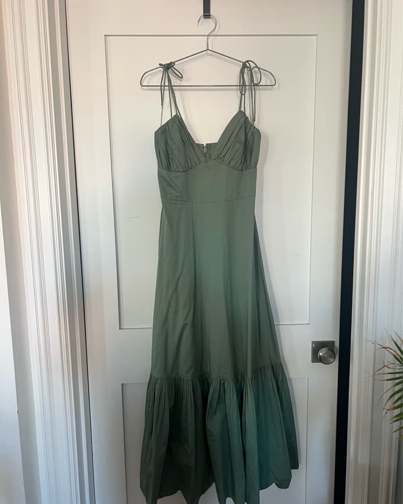 Green Abercrombie Formal Maxi Dress - Image 2