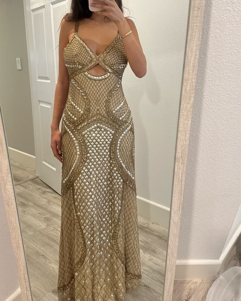 Embellished Cut Out Maxi Dress - Image 2