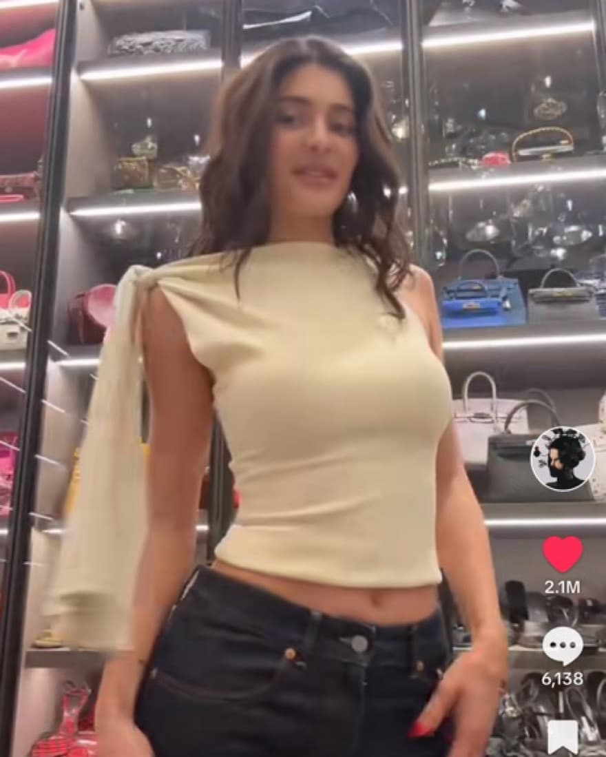 Khy Black Bow Top Seen On Kylie SOLD OUT - Image 2
