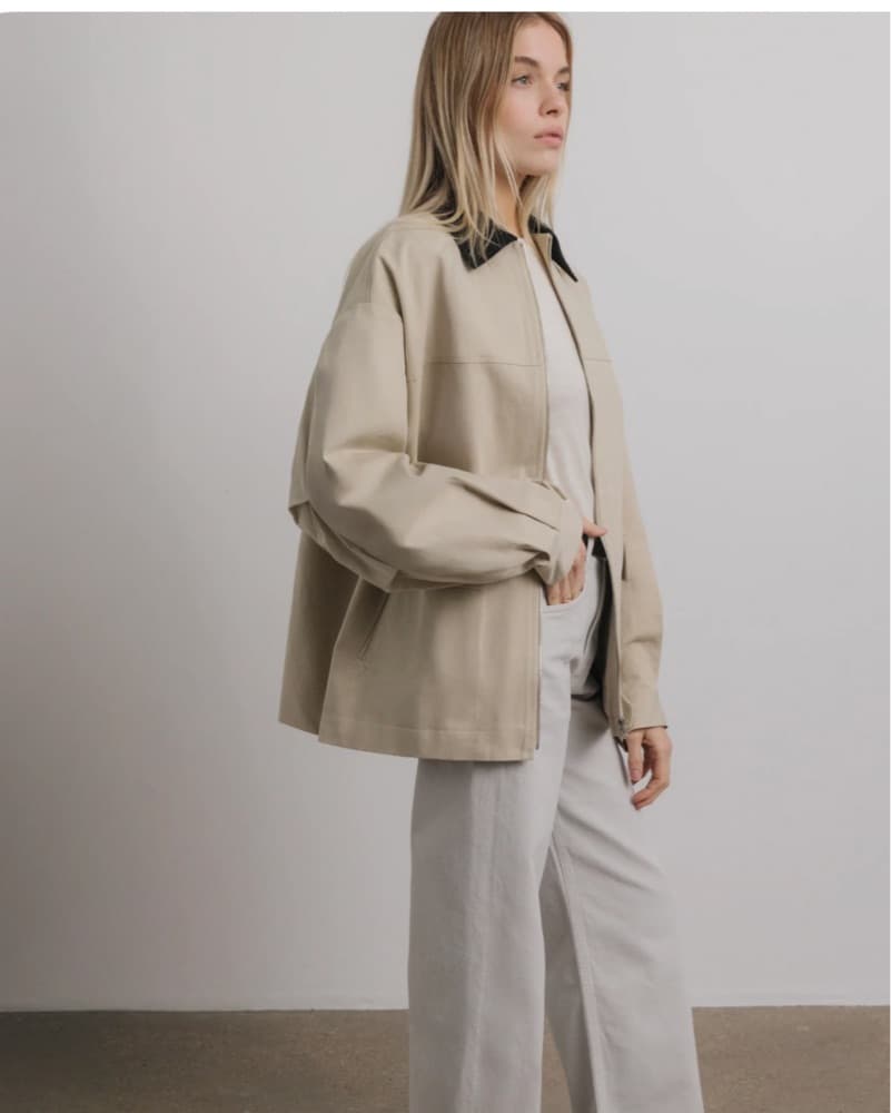 Cream Barn Jacket saison - Image 2
