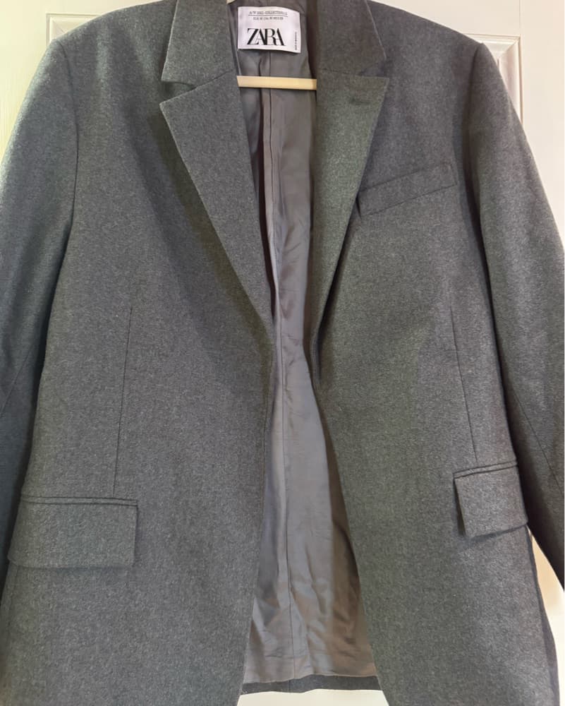 Sophisticated Gray Zara Blazer - Image 2