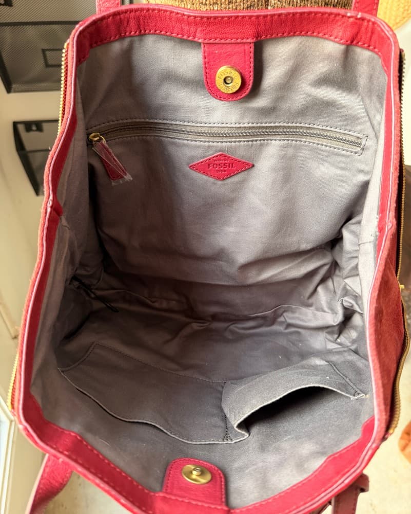 Vintage Red Leather Tote – Fossil - Image 3