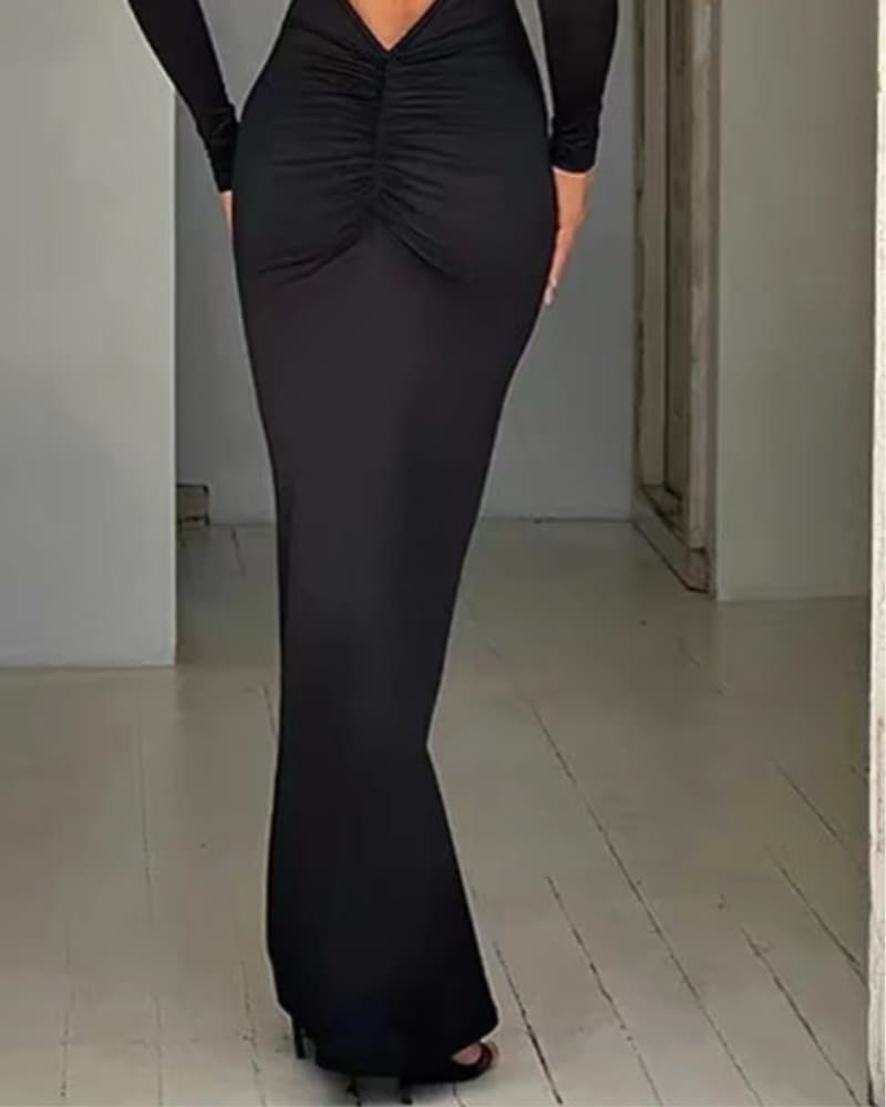 Stunning Backless Black Bodycon Dress - Image 2
