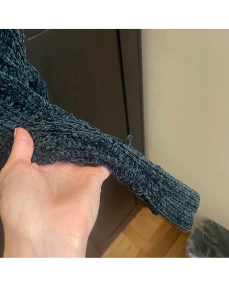 Cozy Ribbed Chenille Sweater - Image 3