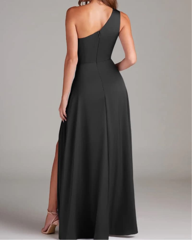 One-Shoulder Black Gown - Image 2