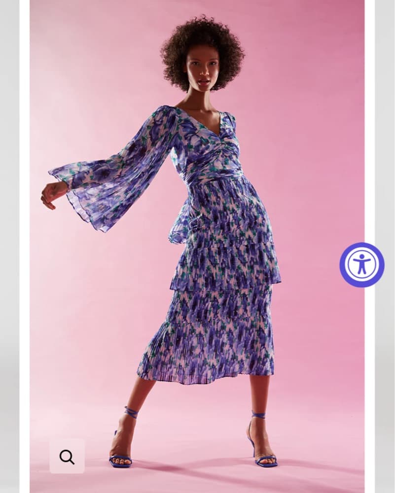 Enchanting Gemma Pleated Midi Dress - Image 4