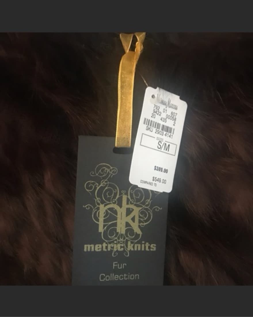 Black Fur Shawl - Image 3