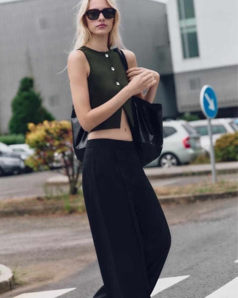 Green Button Top - Image 3