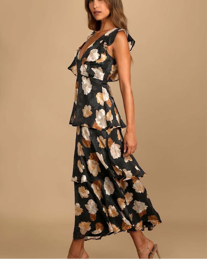 Lulus Maxi floral Dress - Image 1