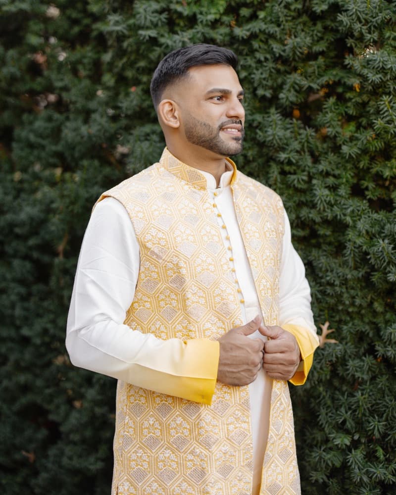 MEN - Size M kurta   - Image 2