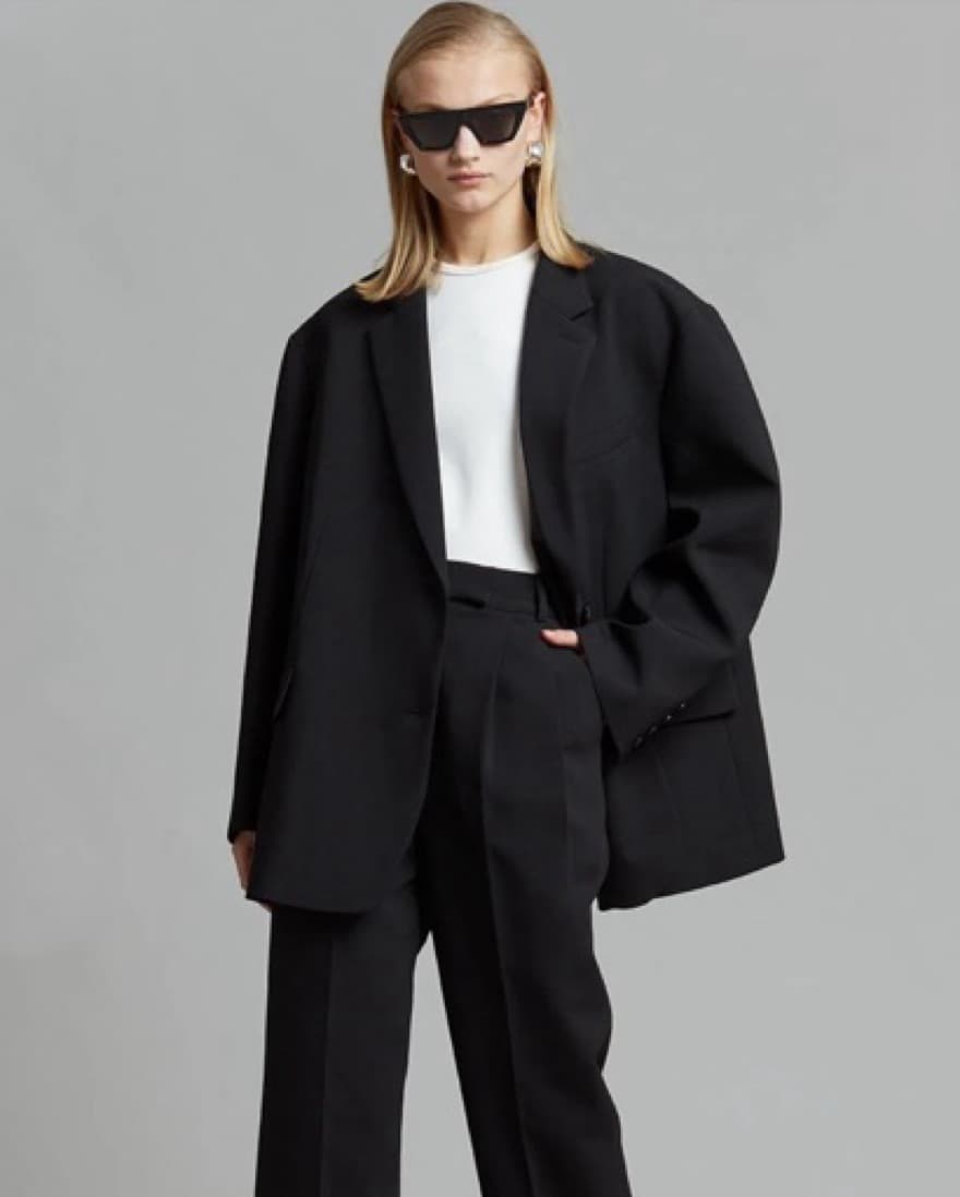 Frankie Shop Bea Black Blazer - Image 2