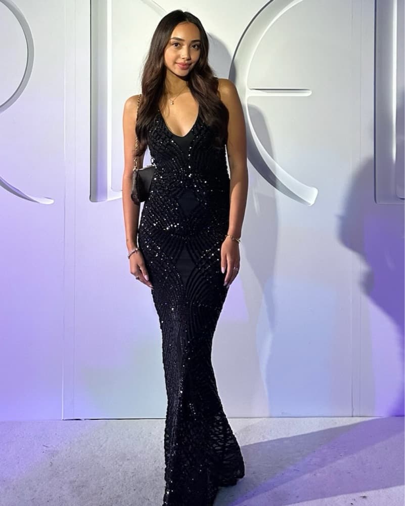 Dazzling Sequin Formal Gown - Image 3