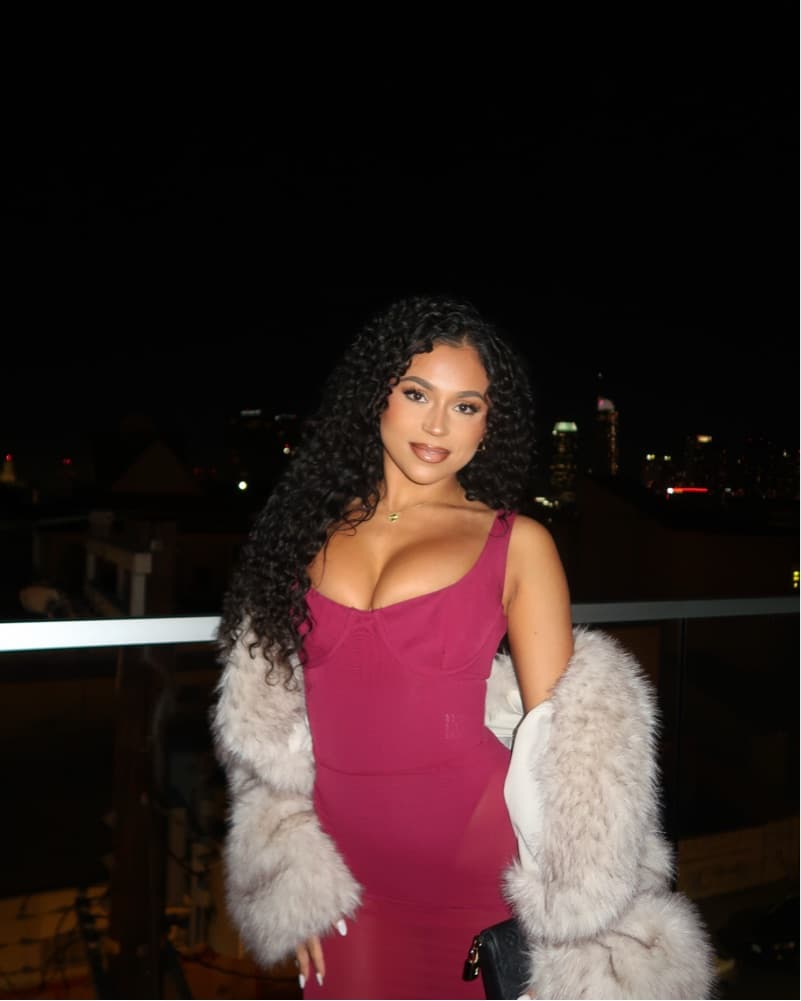 Luxurious Fuchsia Maxi Dress with Fluffy Faux Fur Coat - Image 2