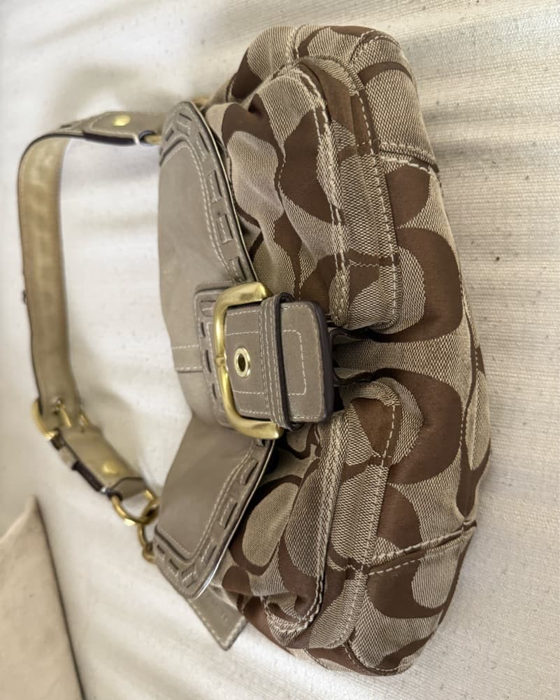 Vintage Coach Gold & Khaki Soho Bag 2007 - Image 2