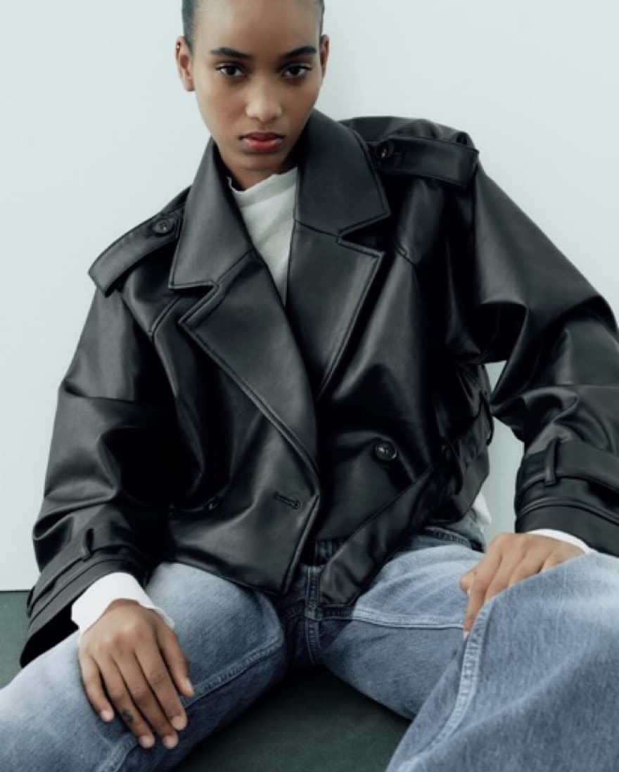 Oversized Cropped Faux Leather Trench - Image 4