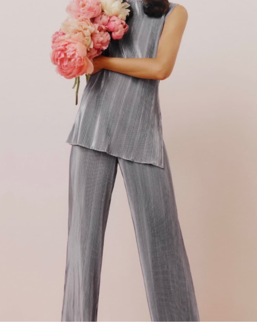 Reformation Two Piece Silver Set  - Image 3