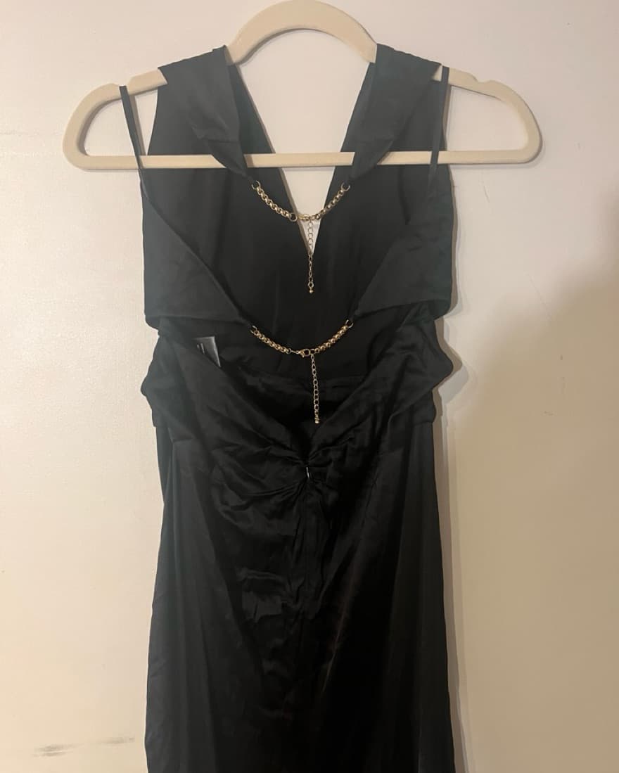 Black Chain Gown - Image 2