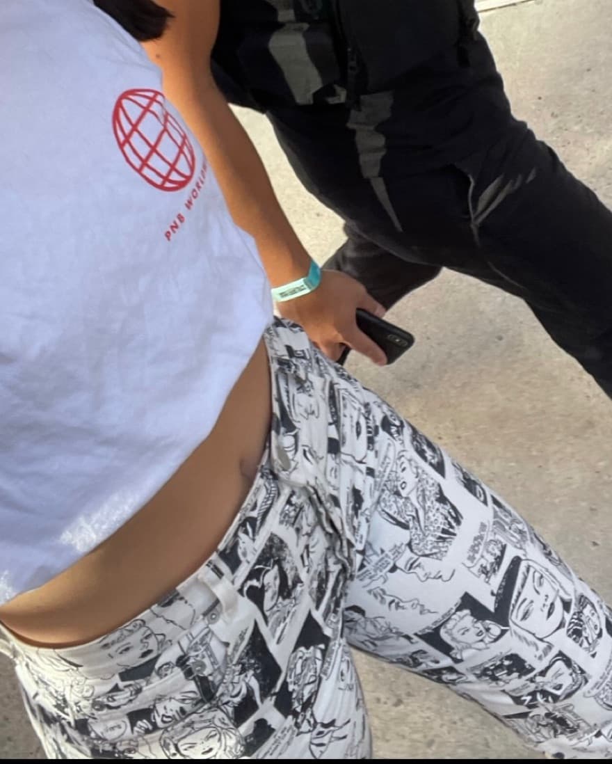 Reformation Comic Jeans - Image 2