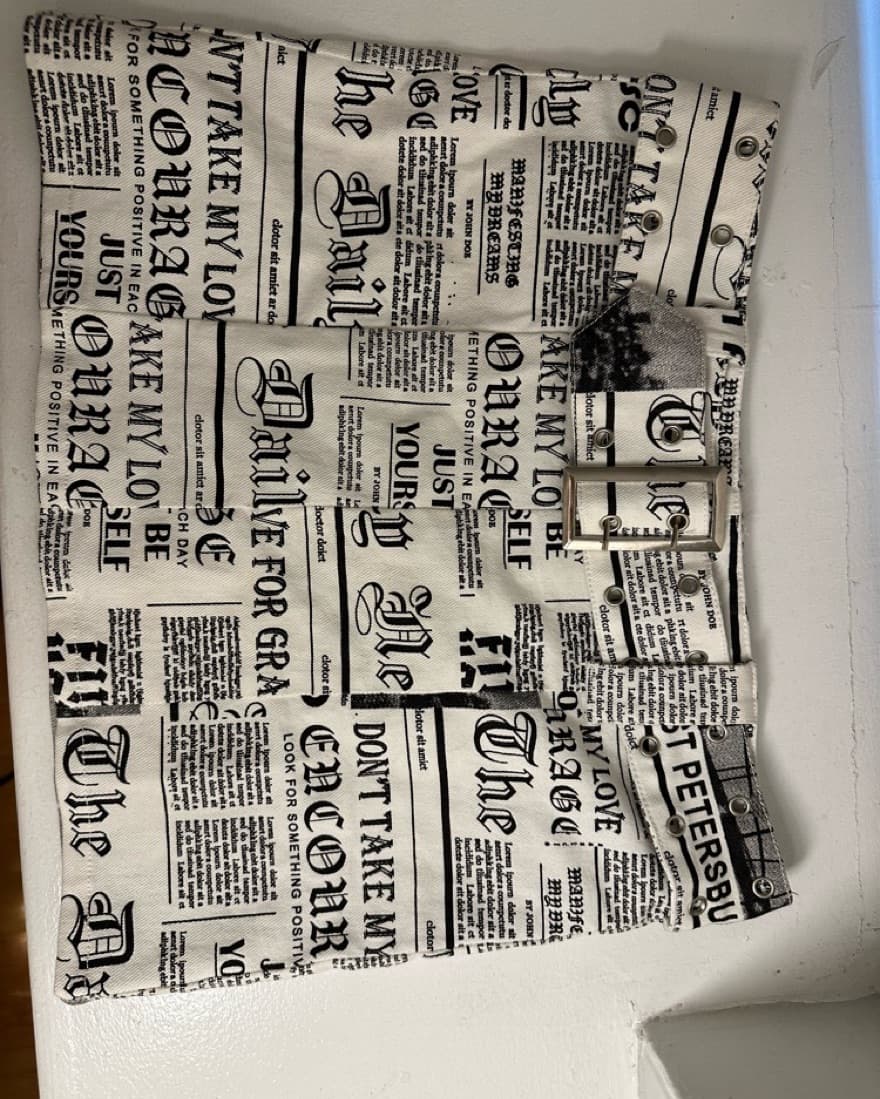 Newspaper Mini Skirt - Image 3