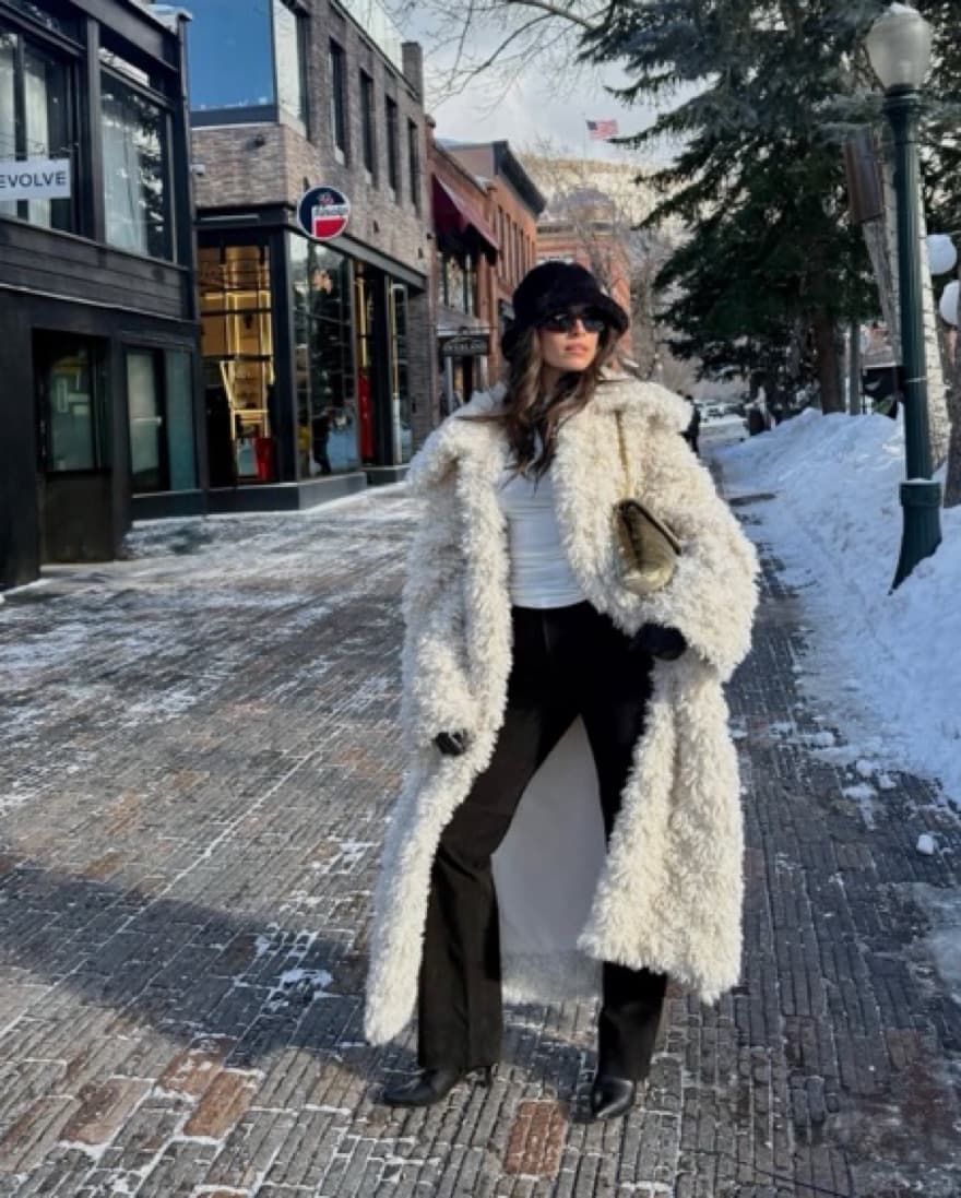 Sold Out! Khy Faux Fur Coat  - Image 4