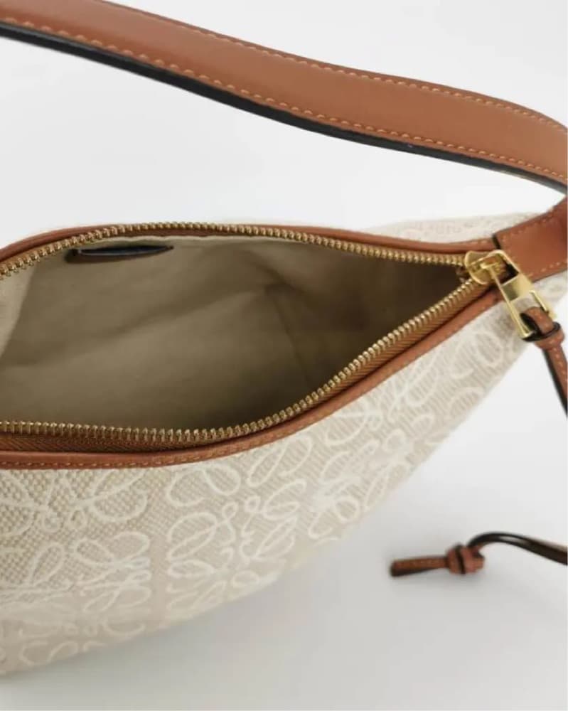 Loewe Cubi Bag - Image 6