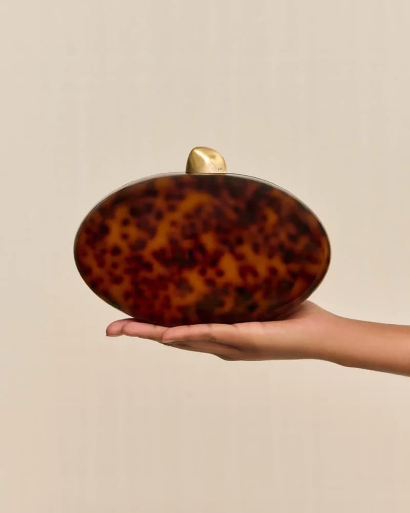 Cult Gaia Eviana Clutch in Tortoise - Image 4
