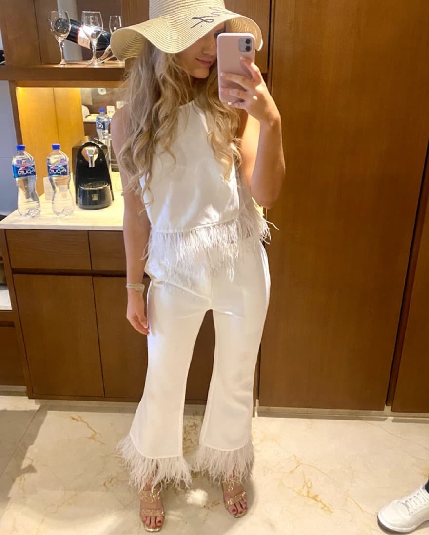 White Feather 2 Piece Outft  - Image 1
