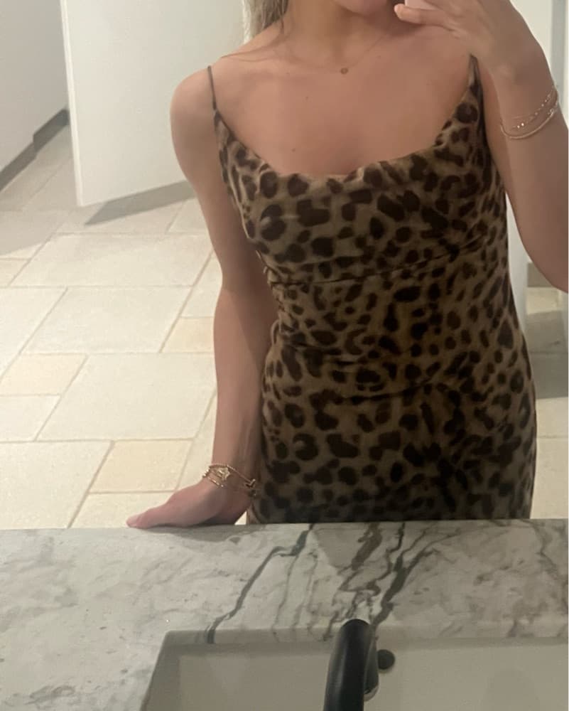 Chic Leopard Print Maxi Dress - Image 2