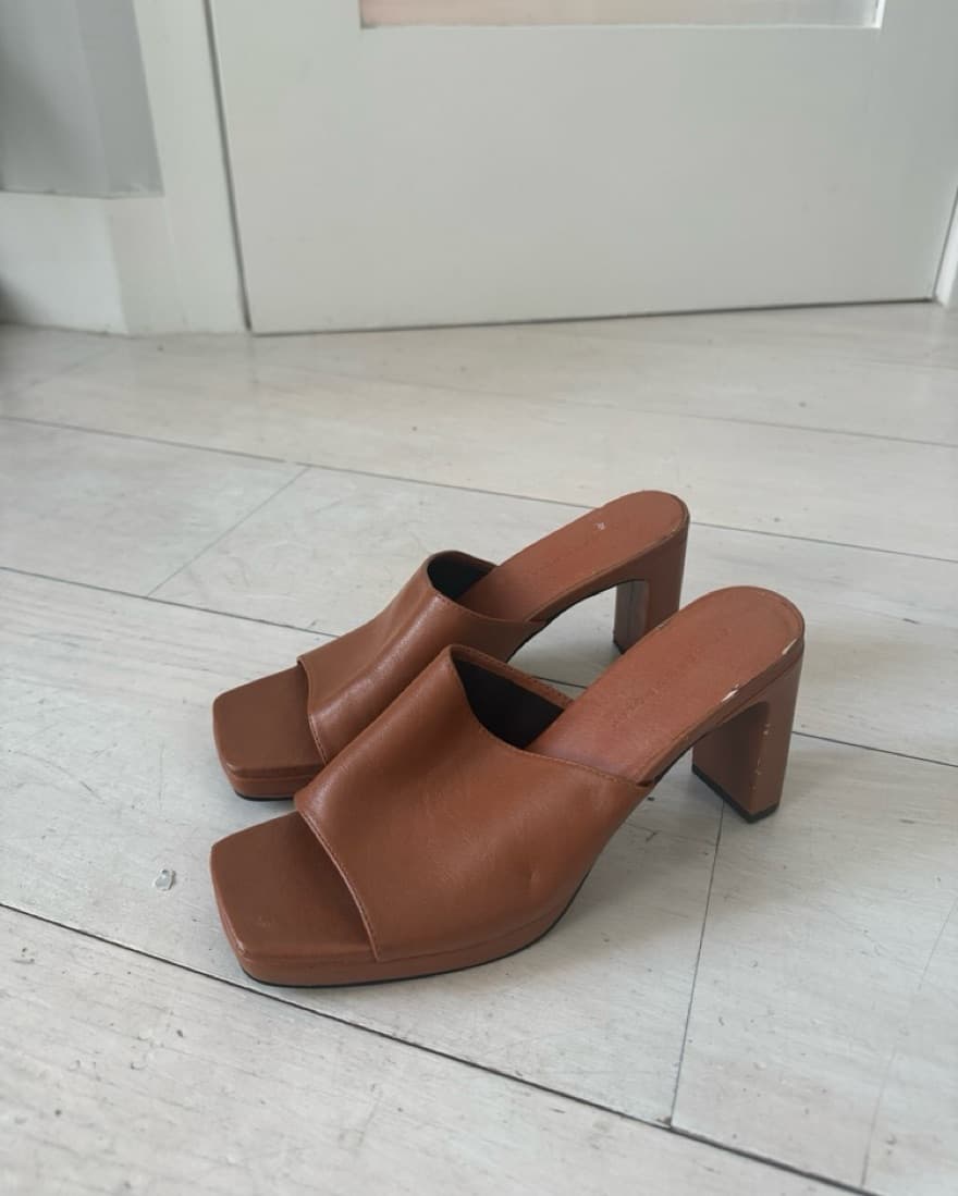 Princess Polly Brown Heels - Image 1