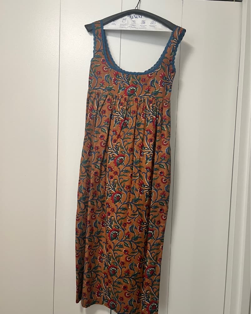 Vibrant Floral Sleeveless Maxi Dress - Image 3