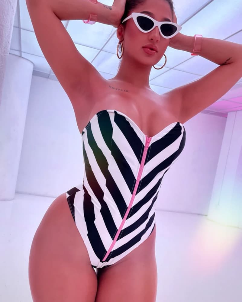 Lorlie BARBIE swimsuit Costume - Image 1