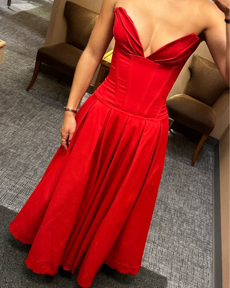 House Of CB Lady Midi Dress Scarlet  - Image 3