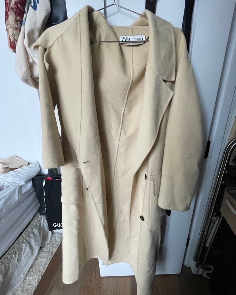 Zara Butter Yellow Coat - Image 2