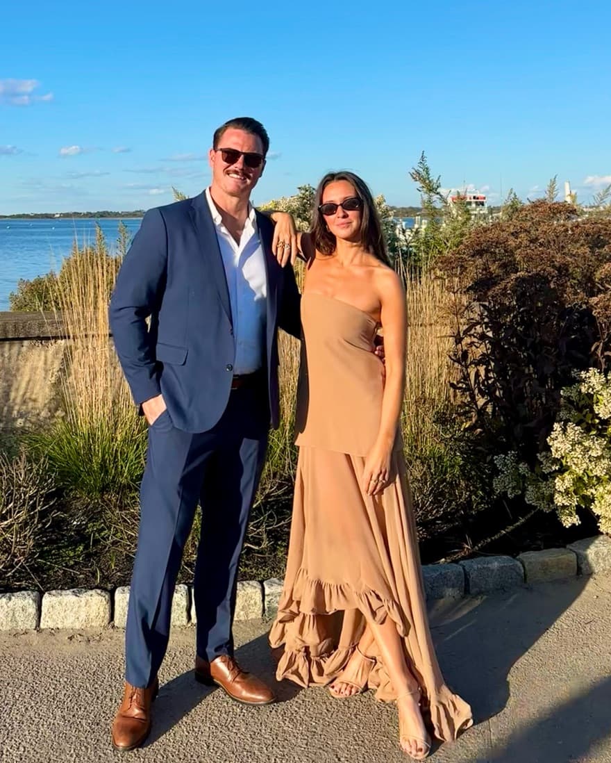 mauve long dress Sheer-Bodice Pink Formal Gown Mauve / 2 Wood:Taupe Oak Pretty Girls Smocked Dresses CHAMPAGNE SEQUIN DRESS Refresh the garment with
