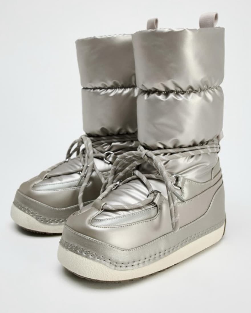 Silver Moon Boots - Image 1