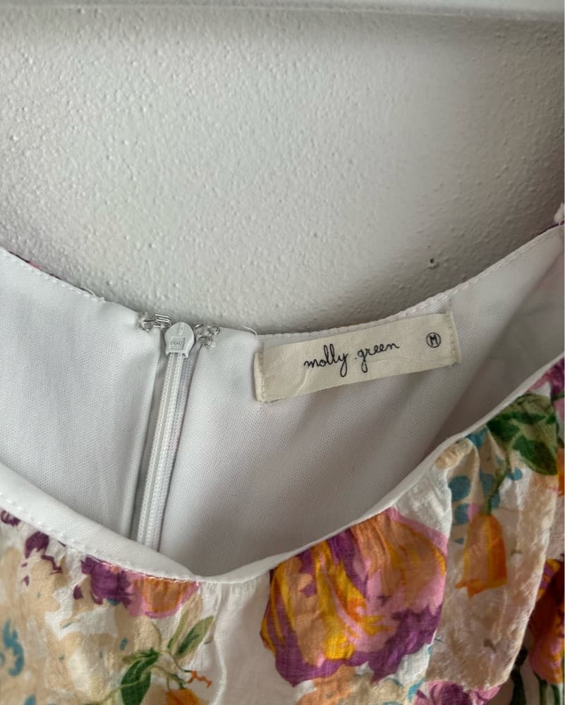 Floral Boutique Dress - Image 3