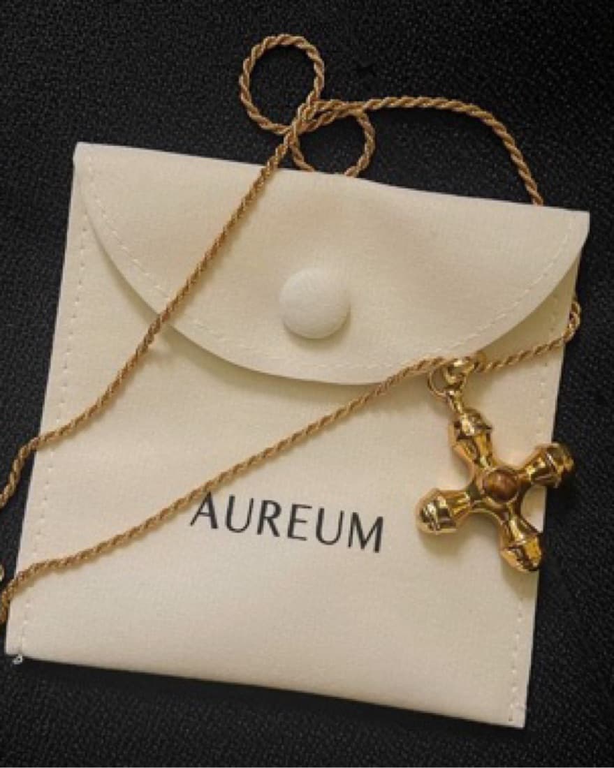 Aureum Cross Necklace - Image 4