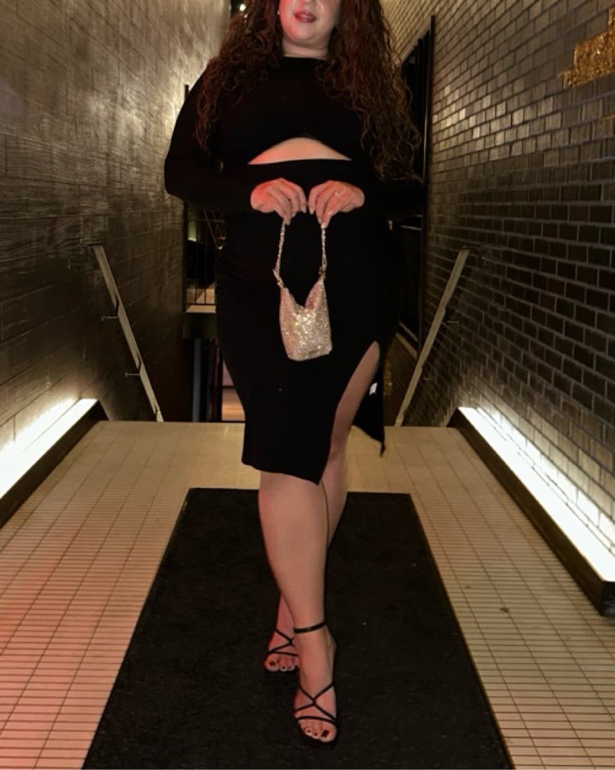 Cult Gaia RUE WRISTLET BAG - Image 4