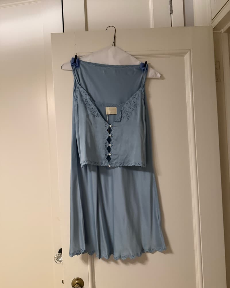 Blue Silk Doen Set - Image 2