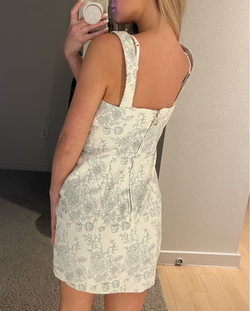 House Of Harlow 1960 White Floral Dress - Image 3