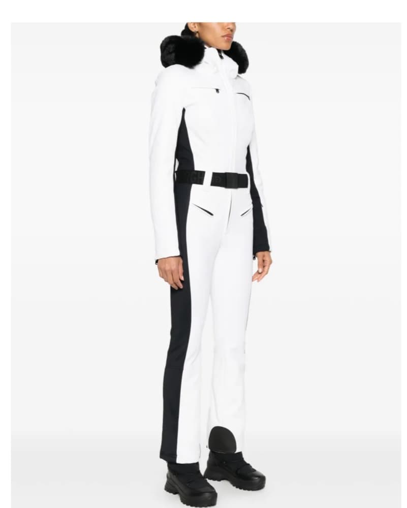 Chic Monochrome Ski Style - Image 1