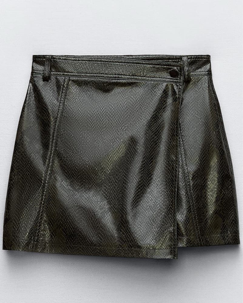 Snake Print Jacket And Mini Skirt - Image 5