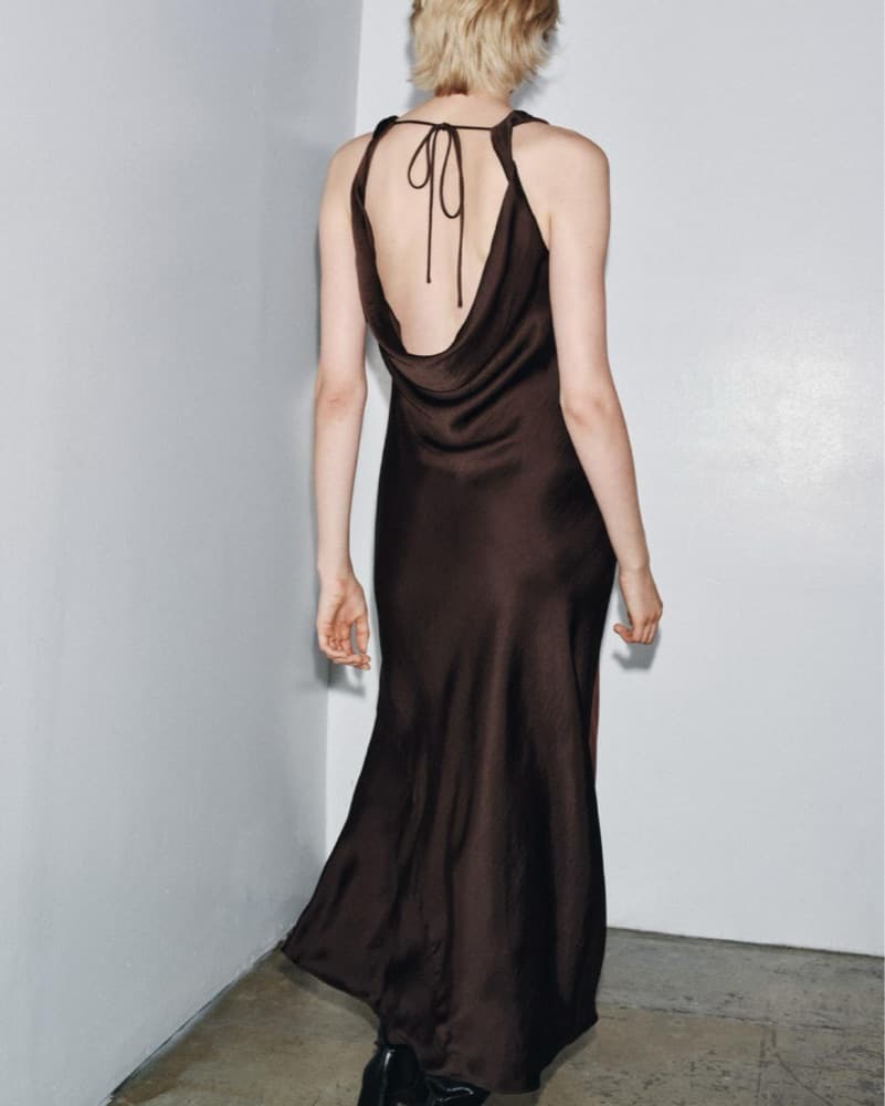 black short hoco dresses Elegant Lace V-neck Ruffles Homecoming Prom Gowns sleeveless silhouette Color:Blush Nude ($118.66) Unique black tulle long Wedding Dresses With Halter Tops