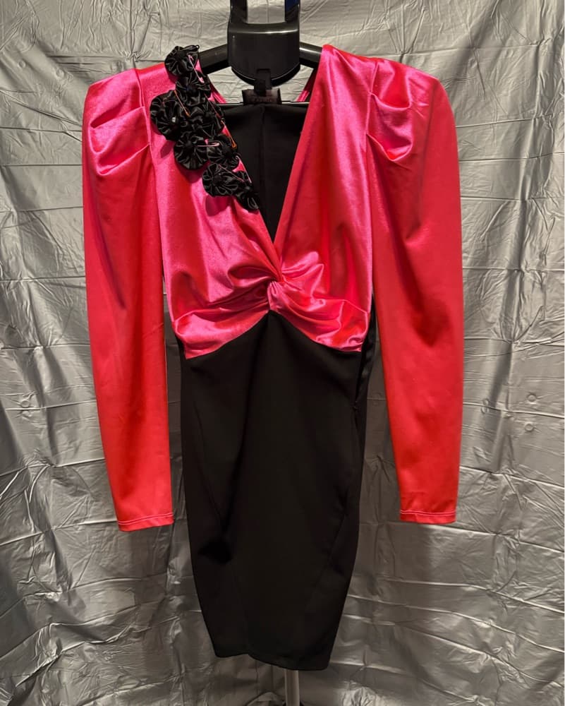 2-tone Keyhole Fitted Cocktail dress - Image 1