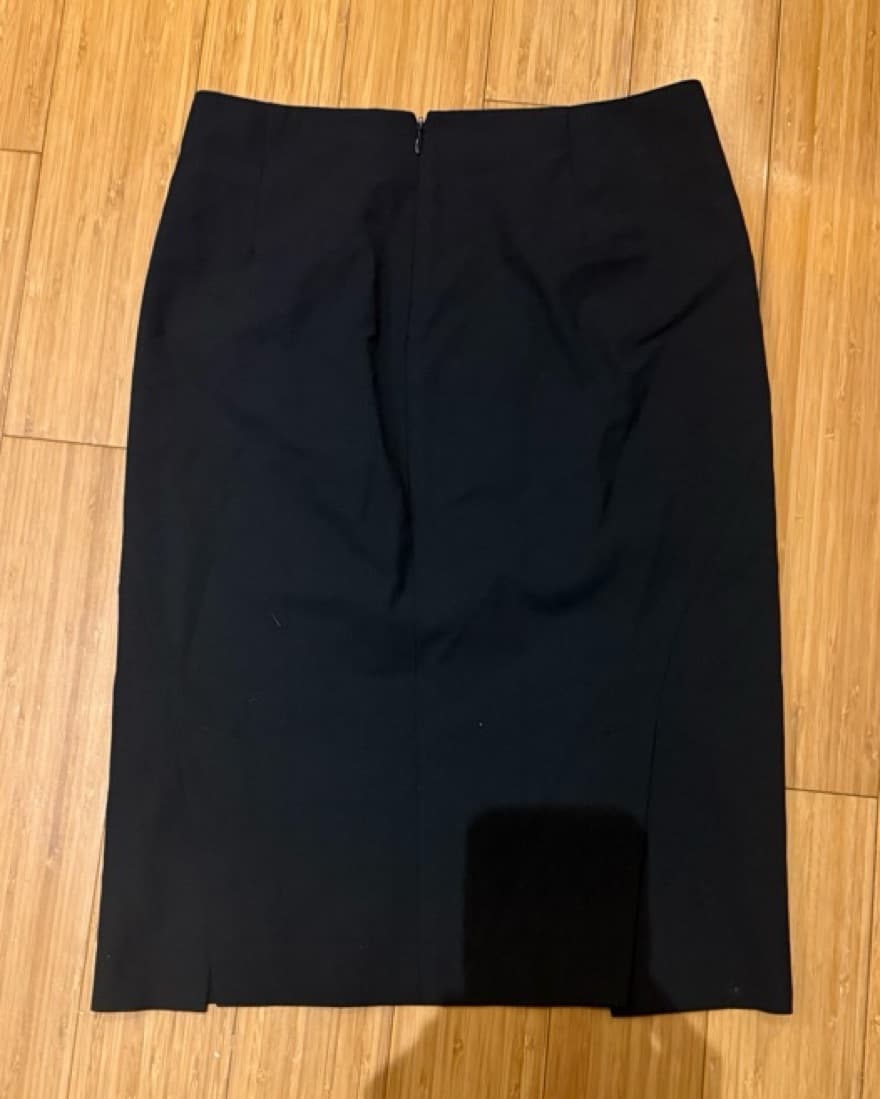 Theory Elegant Black Pencil Skirt - Image 3
