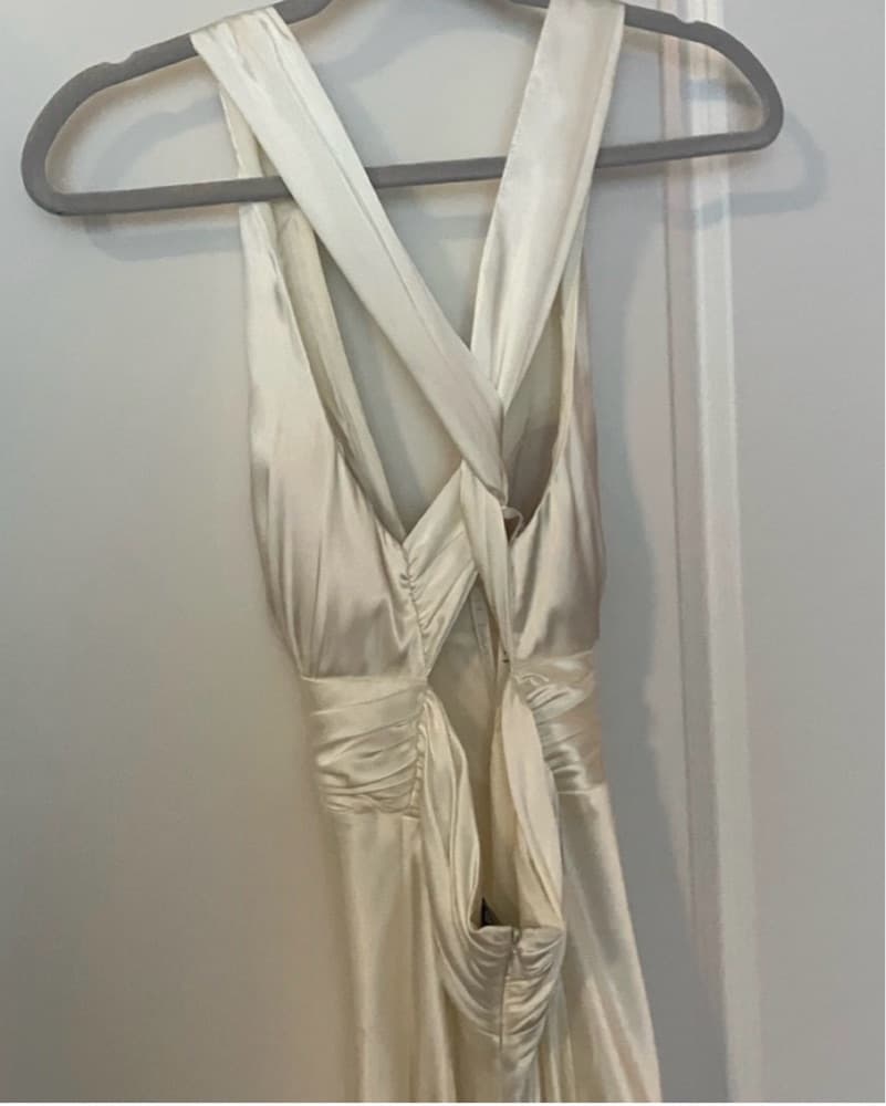 Niki Bridal Dress Or Prom Dress - Image 4