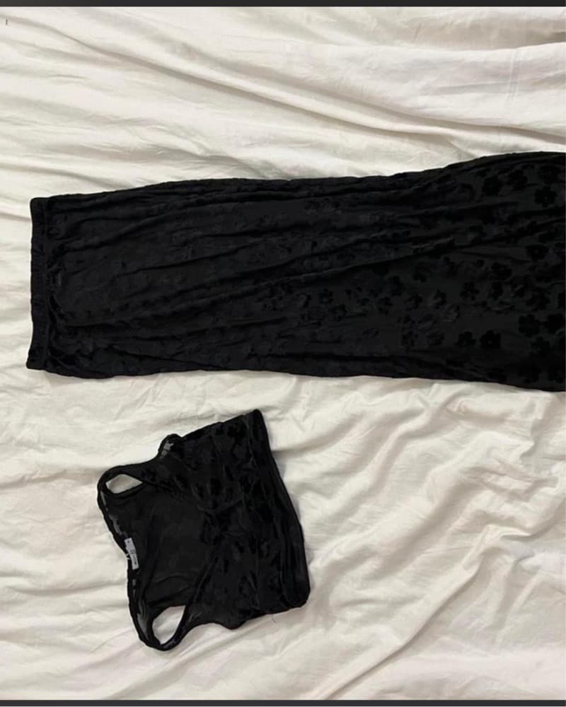 Black Sheer Velvet Set - Image 2