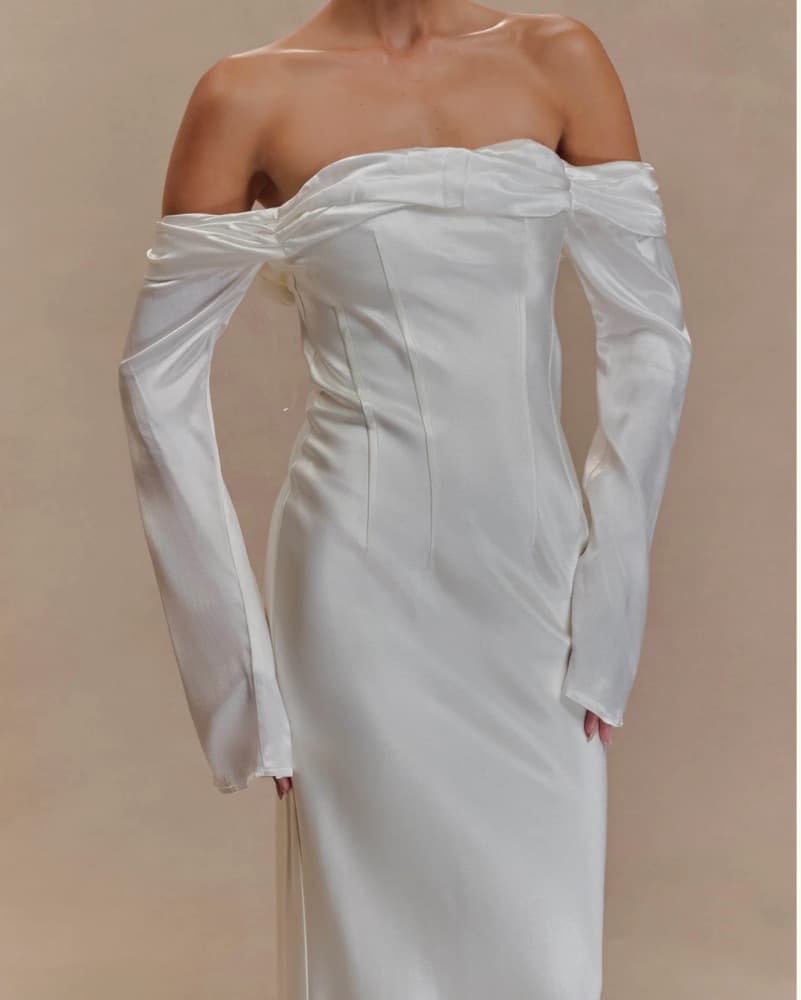 Off Shoulder Cowl Neck Maxi Dress - Image 3