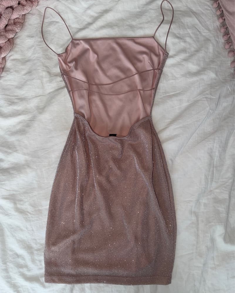 Shimmering Pink backless Dress - Image 2